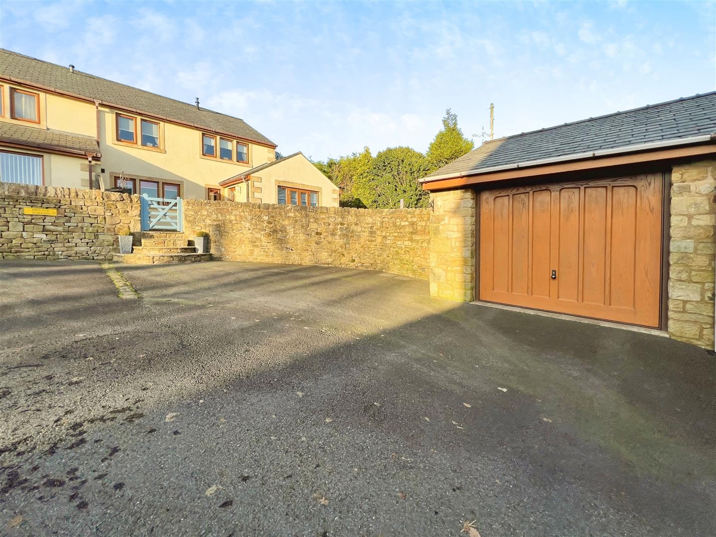 Lower Lane, Longridge, Preston Holdens Estate Agents